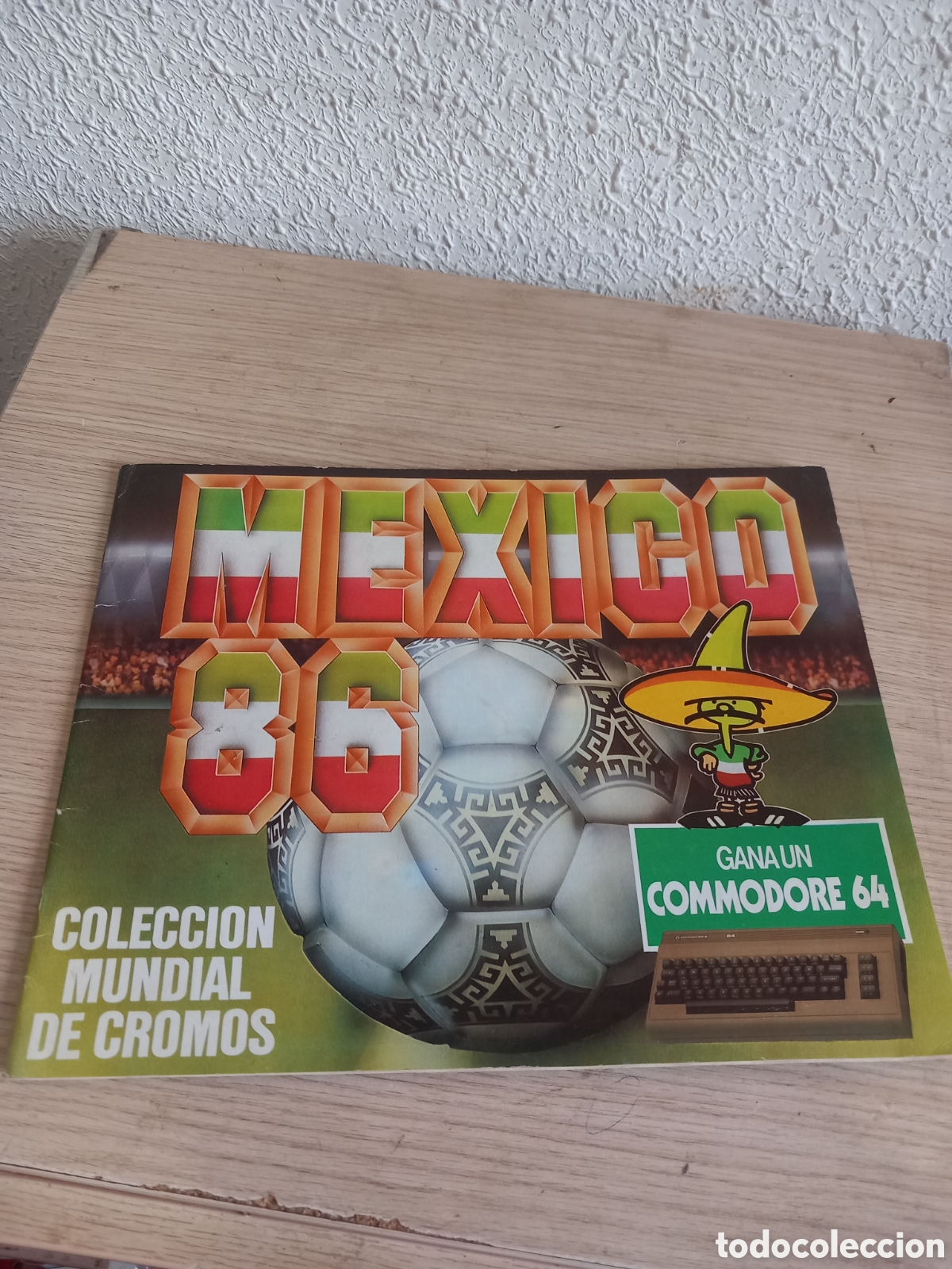 Coleccionismo deportivo: ALBUM MEXICO 86 CON 6 CROMOS,,VER FOTOS