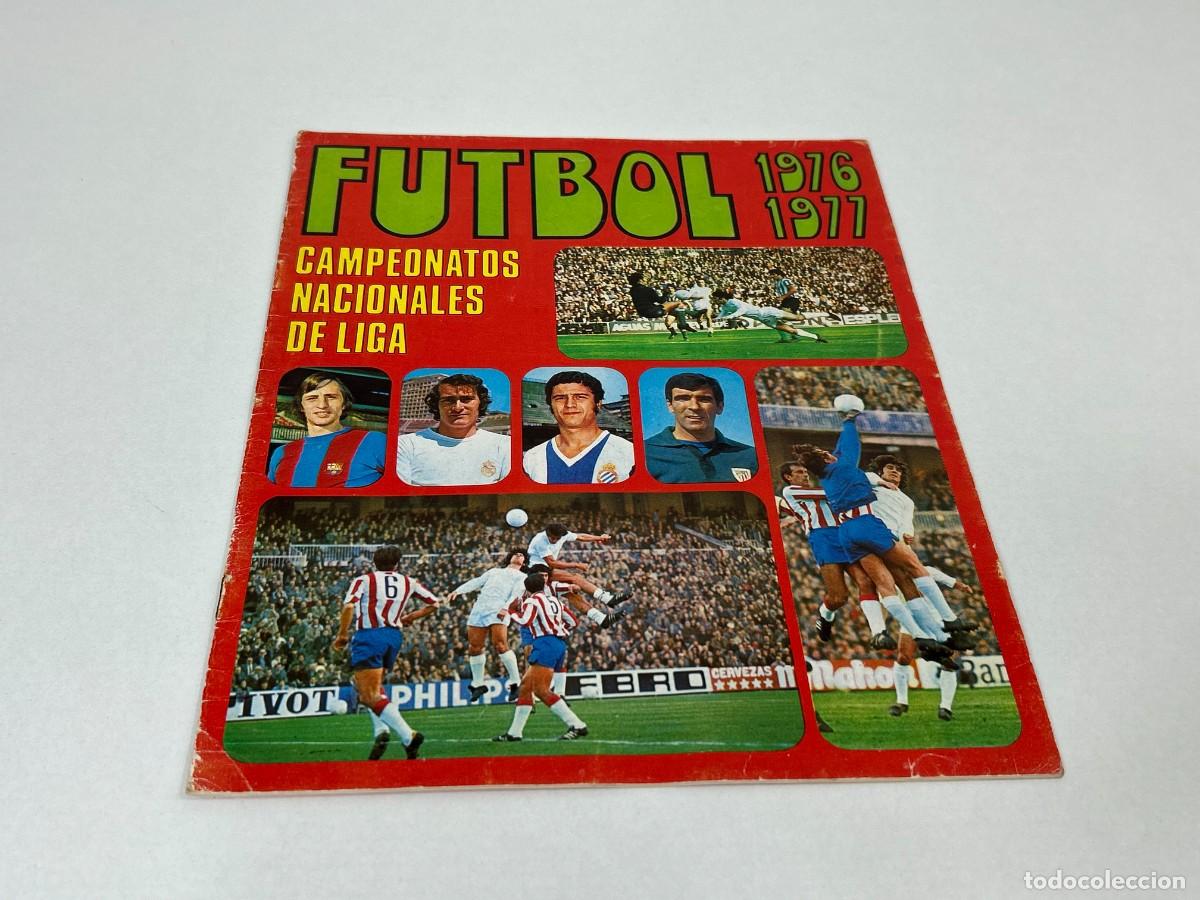 Coleccionismo deportivo: ALBUM FUTBOL CAMPEONATOS NACIONALES LIGA 1976-1977 RUIZ ROMERO VAC&Iacute;O