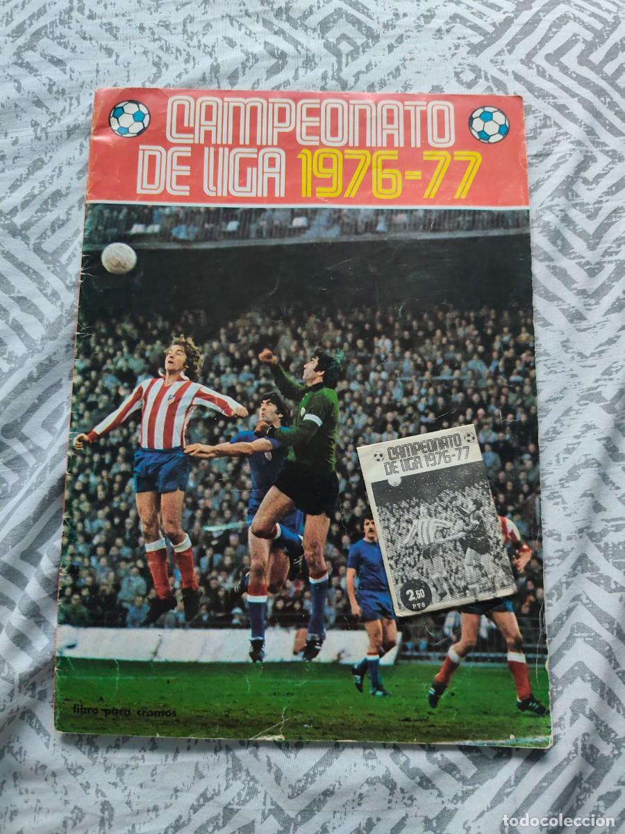 Coleccionismo deportivo: ALBUM CAMPEONATO DE LIGA 1976 - 77. EDITORIAL DISGRA VAC&Iacute;O NUEVO + sobre cerrado