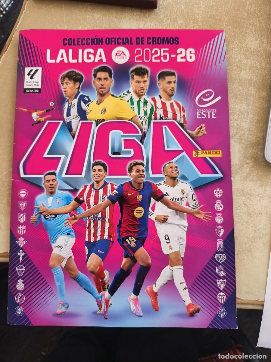 Coleccionismo deportivo: &Aacute;lbum de cromos laliga 2025-2026 incompleto con 228 cromos pegados