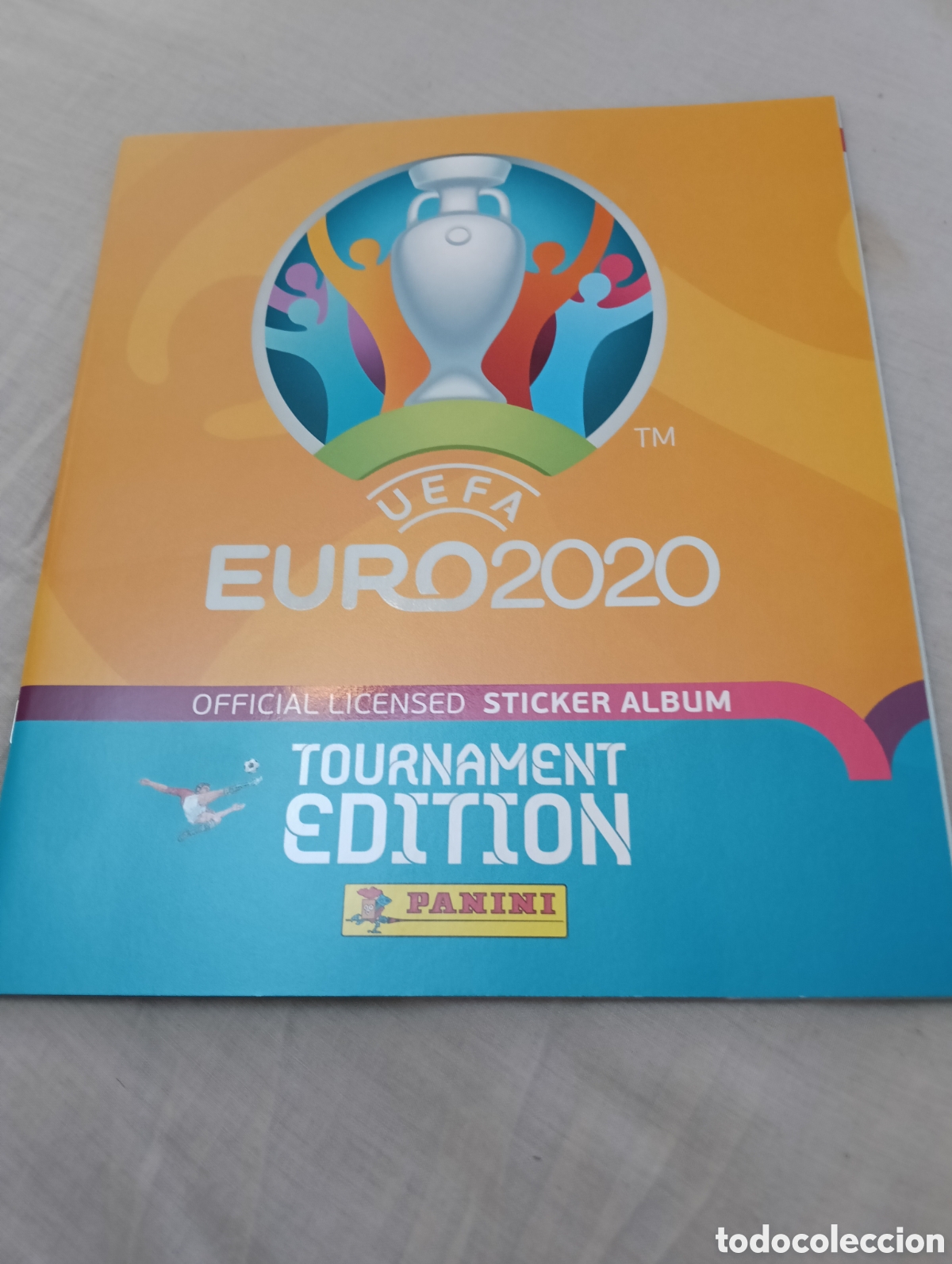 Coleccionismo deportivo: &Aacute;lbum de la Euro 2020 vacio