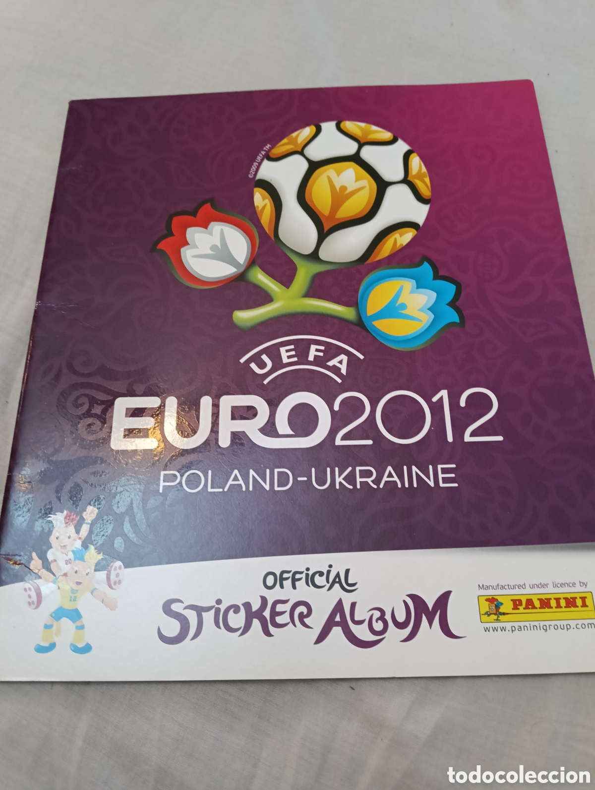 Coleccionismo deportivo: &Aacute;lbum de la Euro 2012 vacio