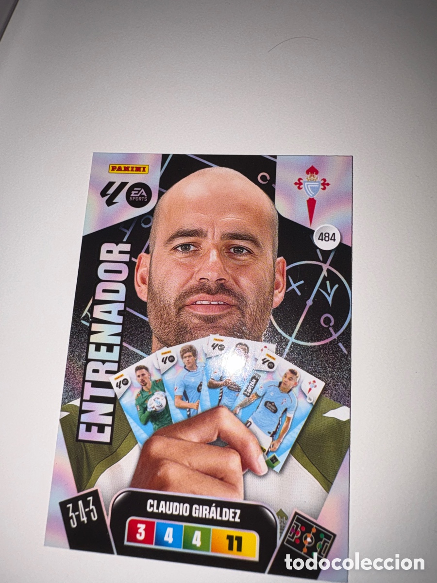 Coleccionismo deportivo: Claudio Giraldez entrenador n&uacute;mero 484 del Celta cromo adrenalyn XL 25-26 2025-2026