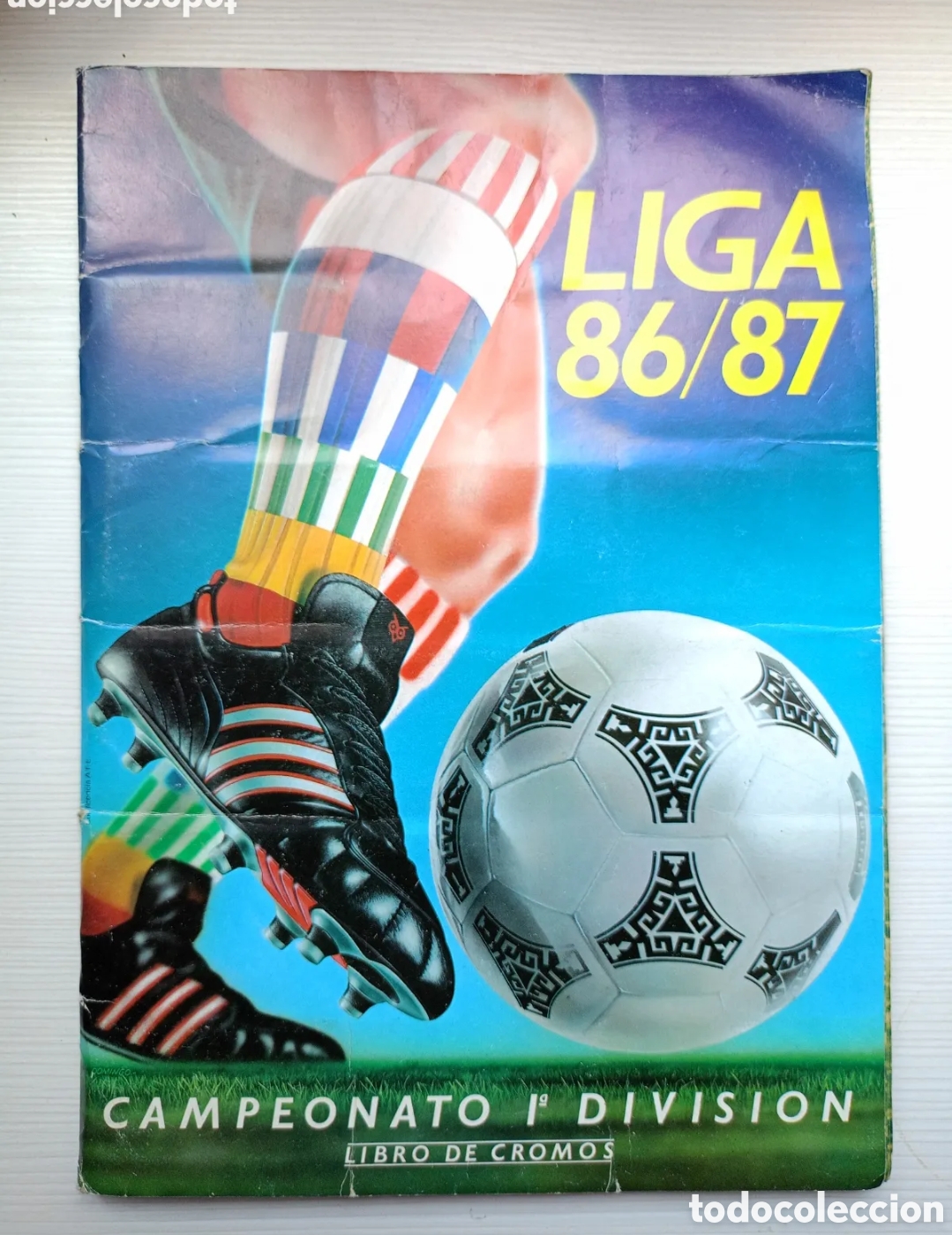 Coleccionismo deportivo: &Aacute;lbum de cromos casi completo liga 86/87 86 87 ediciones este con cromos dobles