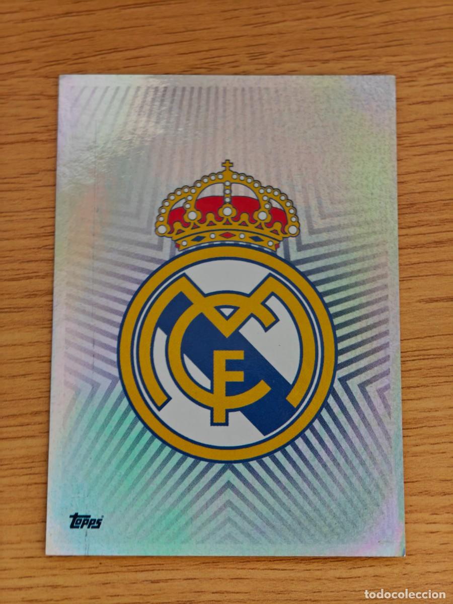 Coleccionismo deportivo: Escudo 384 Topps UEFA Champions League Sticker 19 20 Real Madrid 2019 2020