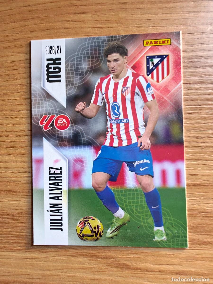Coleccionismo deportivo: Juli&aacute;n &Aacute;lvarez 71 Panini Megacracks 2026 2027 Atl&eacute;tico de Madrid 2026 2027