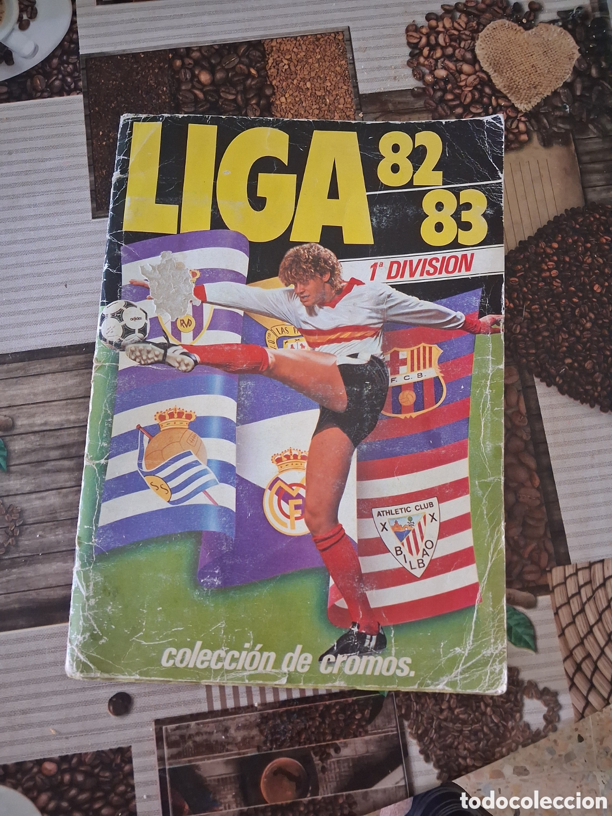 Coleccionismo deportivo: Album liga este 82 83 con 243 cromos en su interior ver fotos y leer descripci&oacute;n