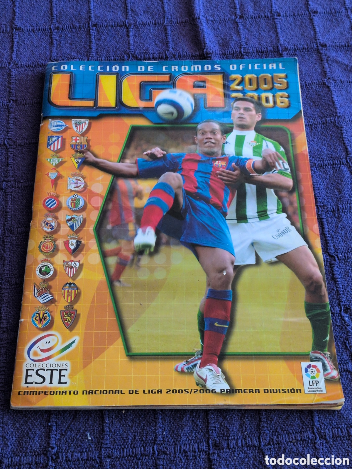 Collezionismo sportivo: Album de cromos liga 2005 2006 con 414 cromos. Casi completo. Colecciones Este.