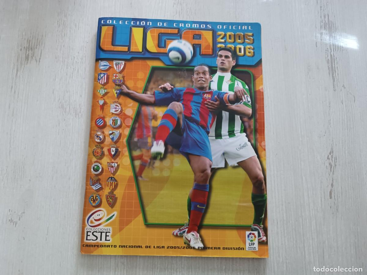 Coleccionismo deportivo: &Aacute;LBUM CASI COMPLETO LIGA ESTE 05 06 2005 2006. MESSI.