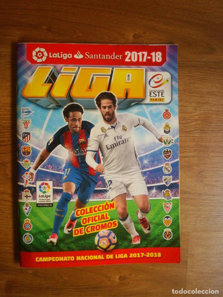 Coleccionismo deportivo: &Aacute;lbum La Liga Santander 2017-18 Colecci&oacute;n oficial incluye 234 cromos distintos + otros repetidos
