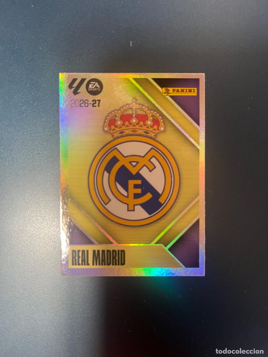 Coleccionismo deportivo: 1 escudo Real Madrid ediciones este 26-27