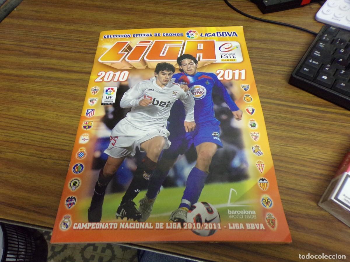 Coleccionismo deportivo: album liga futbol 2010 2011 en muy buen estado cristiano fotos de todo con ultimos fichajes