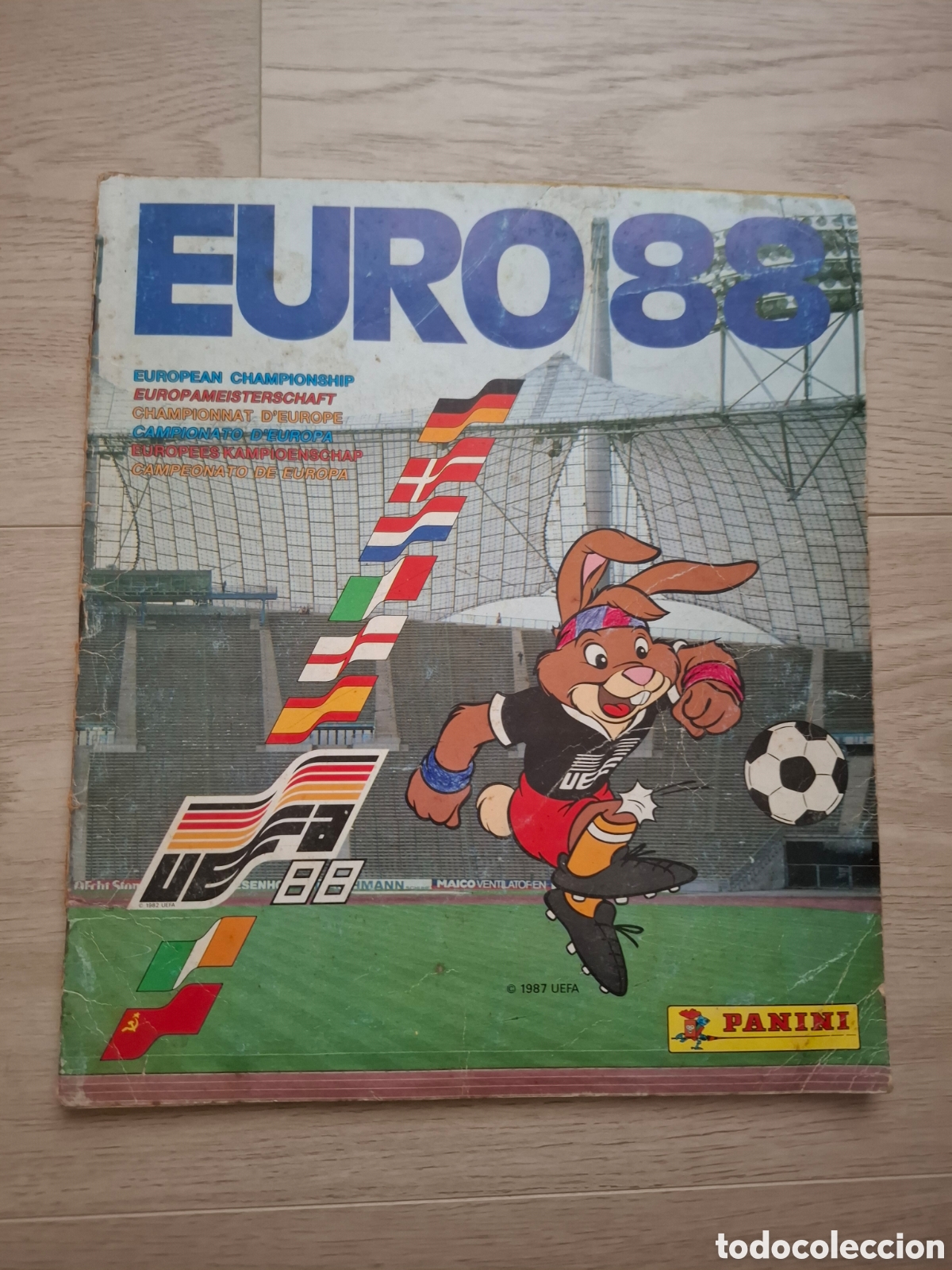 Collezionismo sportivo: Album European Championship Panini Euro 88, incompleto con 98 cromos