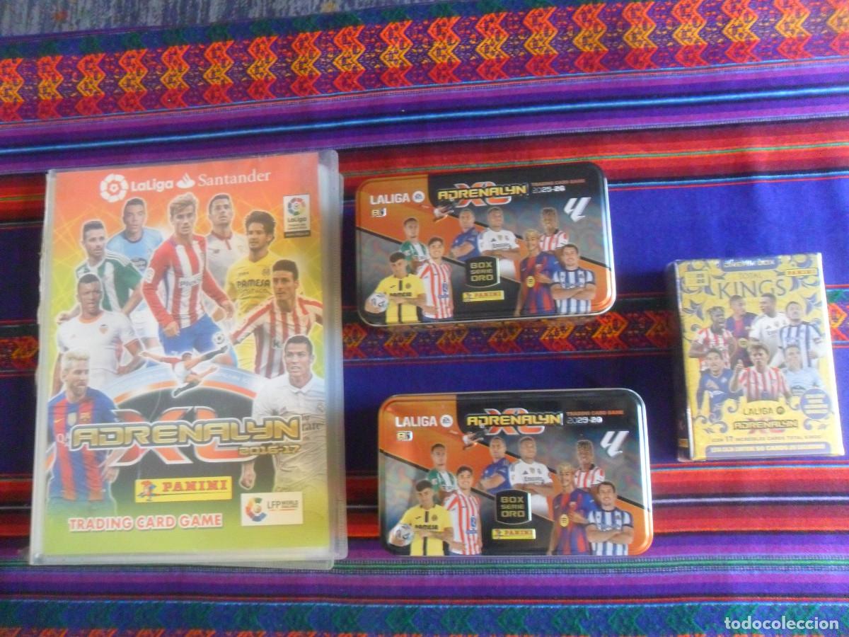 Coleccionismo deportivo: ADRENALYN 2025 26 PRECINTADA DREAM BOX TOTAL KINGS 2 BOX SERIE ORO, 2016 17 Y 2024 25 INCOMPLETO