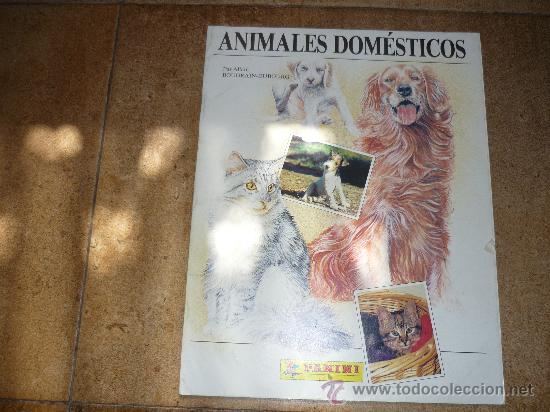 Colecionismo Cadernetas: ALBUM DE CROMOS ANIMALES DOMESTICOS PANINI CON 11 CROMOS