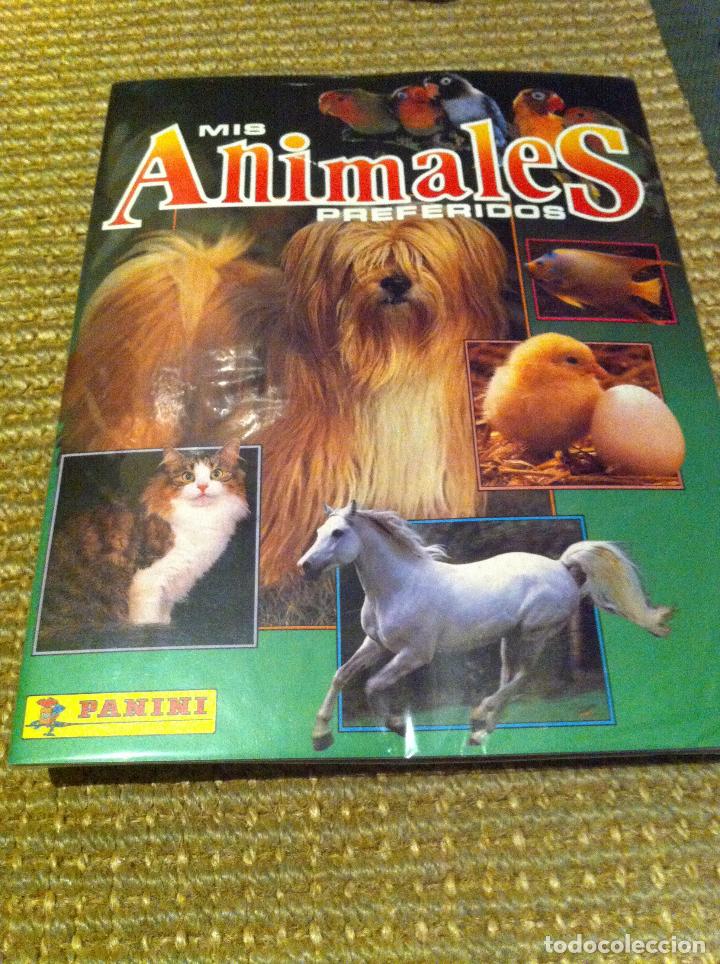 Collectable Incomplete Albums: Album de cromos vac&iacute;o Animales Preferidos de Panini + 50 sobres de cromos sin abrir