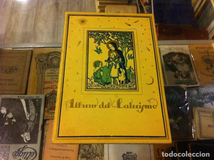 Collectable Incomplete Albums: &Aacute;LBUM DE CROMOS INCOMPLETO (&Aacute;LBUM DEL CATECISMO) 1940.  (FALTAN 2 CROMOS)