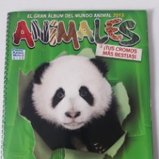 Coleccionismo Álbumes: ANIMALES - EL GRAN ÁLBUM DEL MUNDO ANIMAL 2013 - WWF PANINI. Lote 181905585