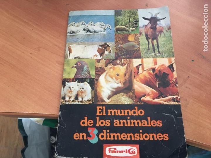 Colecionismo Cadernetas: EL MUNDO DE LOS ANIMALES EN 3 DIMENSIONES PANRICO. ALBUM CON 40 DE LOS 50 CROMOS (COIB54)
