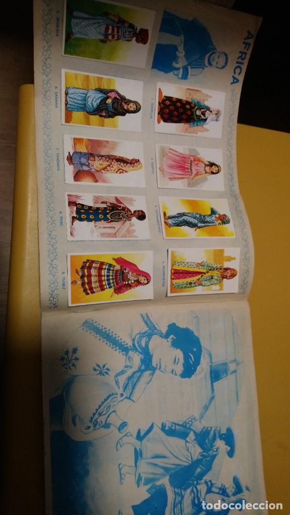 Coleccionismo &aacute;lbumes: trajes tipicos - Foto 13