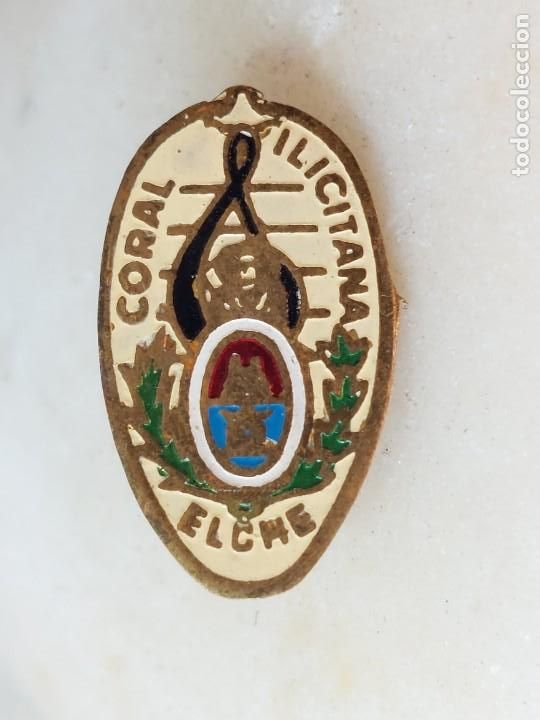Collectable Incomplete Albums: ANTIGUO PIN BROCHE ESMALTADO DE LA CORAL ILICITANA ELCHE ALICANTE A&Ntilde;OS 40 / 50