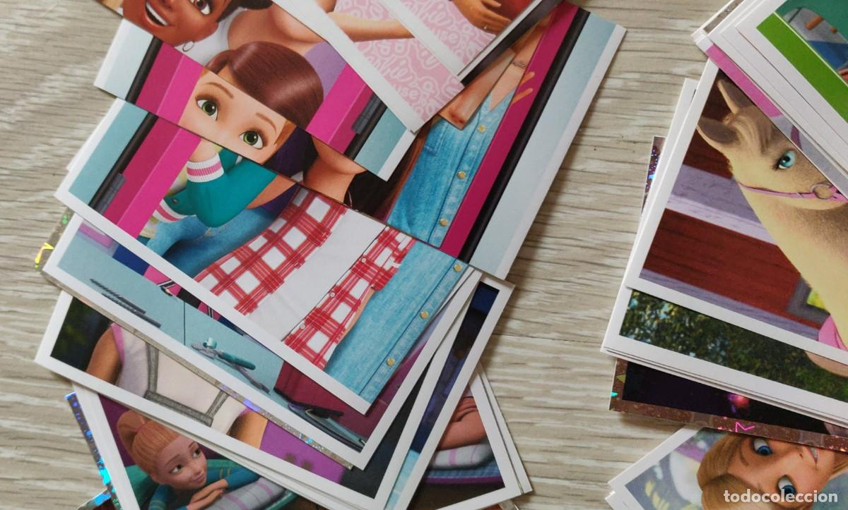 Coleccionismo &aacute;lbumes: Cromos de Barbie 2021 - Foto 14