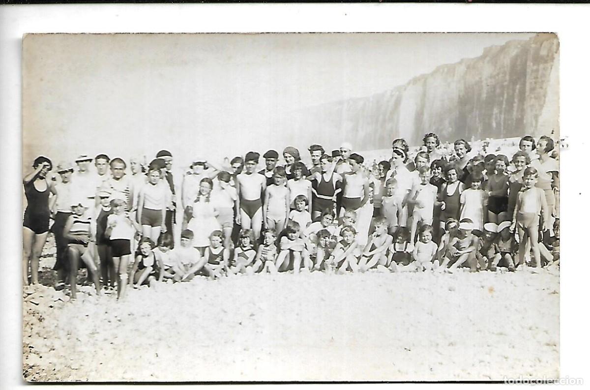 Colecionismo Cadernetas: ANTIGUA FOTOGRAFIA DE MADRES CON NI&Ntilde;OS EN UN DIA DE PLAYA