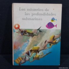 Coleccionismo Álbumes: LOS MISTERIOS DE LAS PROFUNDIDADES SUBMARINAS - CHOCOLATES NESTLÉ - ALBUM DE CROMOS INCOMPLETO / 794