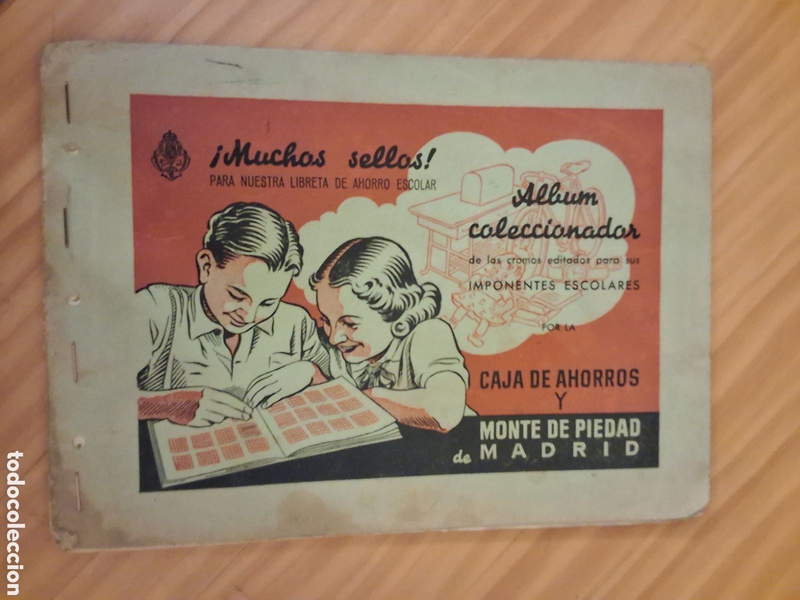 Colecionismo Cadernetas: Muchos sellos album de cromos a&ntilde;o 1950 caja de ahorros y monte piedad madrid