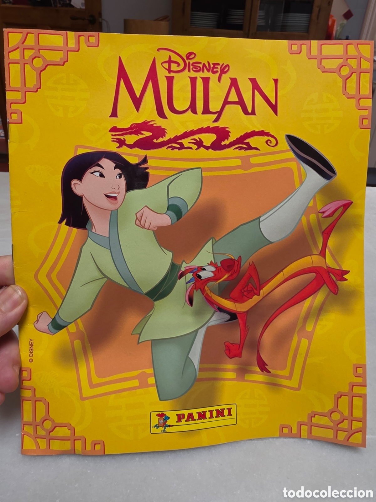Coleccionismo &Aacute;lbumes: MULAN. DISNEY. ALBUM DE CROMOS PANINI. A&Ntilde;OS 90. INCOMPLETO.