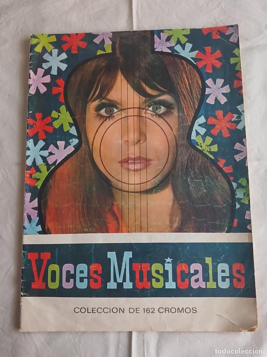 Coleccionismo &Aacute;lbumes: ALBUM INCOMPLETO, VOCES MUSICALES. EDITORIAL RUIZ ROMERO 1970, TIENE 53 CROMOS DE 162
