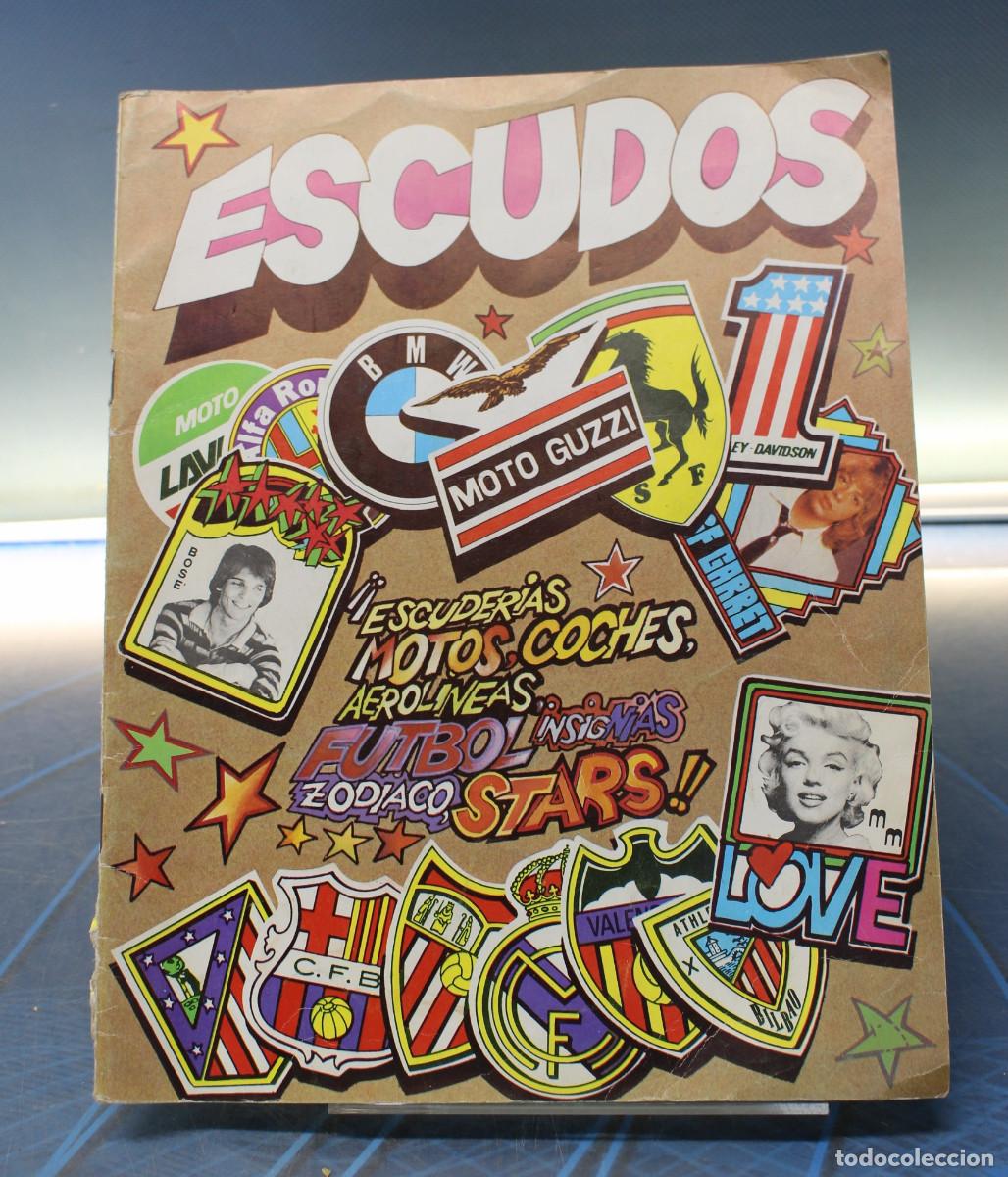 Coleccionismo &aacute;lbumes: &Aacute;lbum de cromos: &Aacute;lbum de Escudos. DIDEC, 1981. Incompleto.