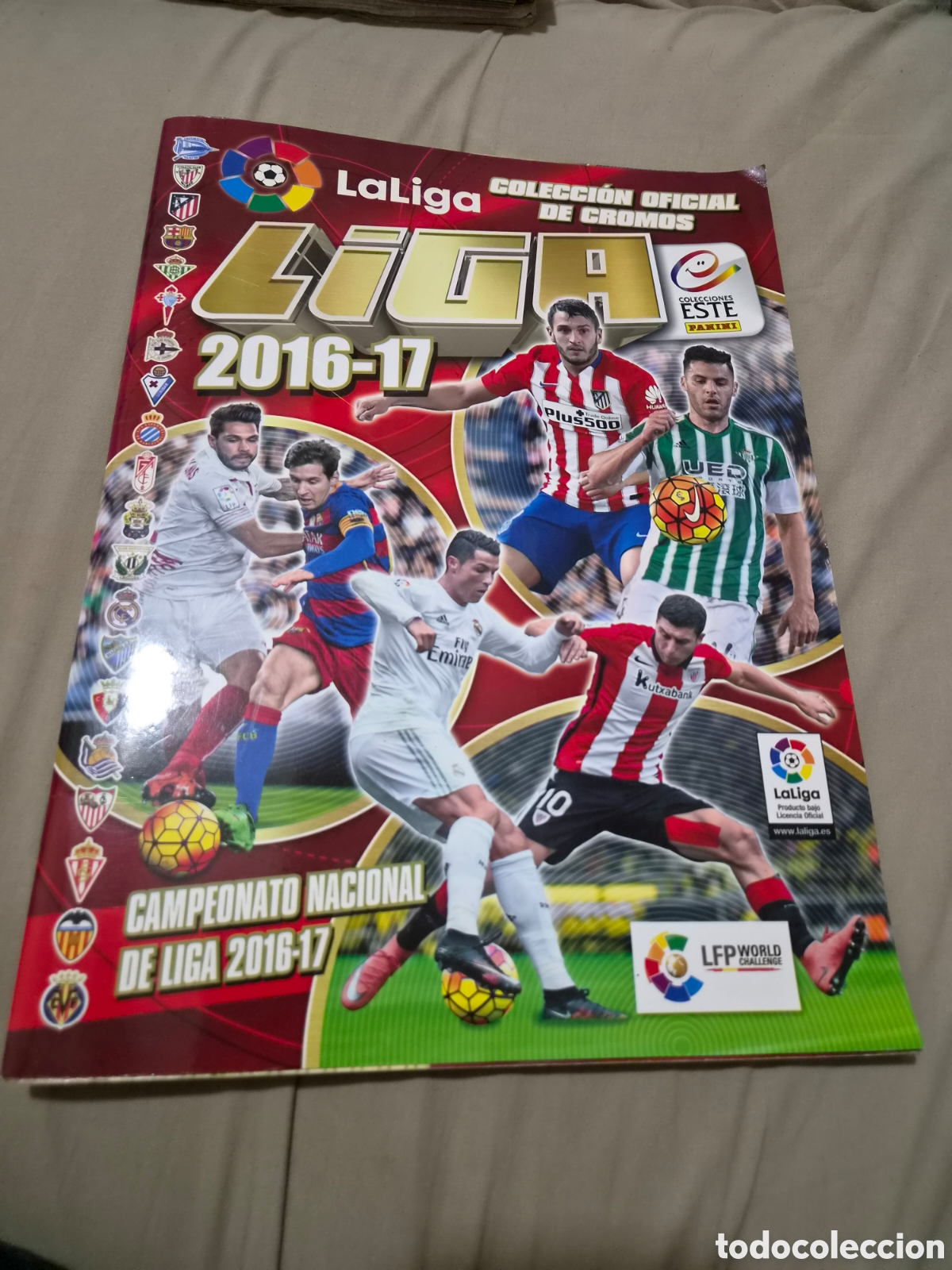 Coleccionismo &aacute;lbumes: ALBUM LIGA ESTE 2016 2017 INCOMPLETO CON 263 CROMOS PEGADOS