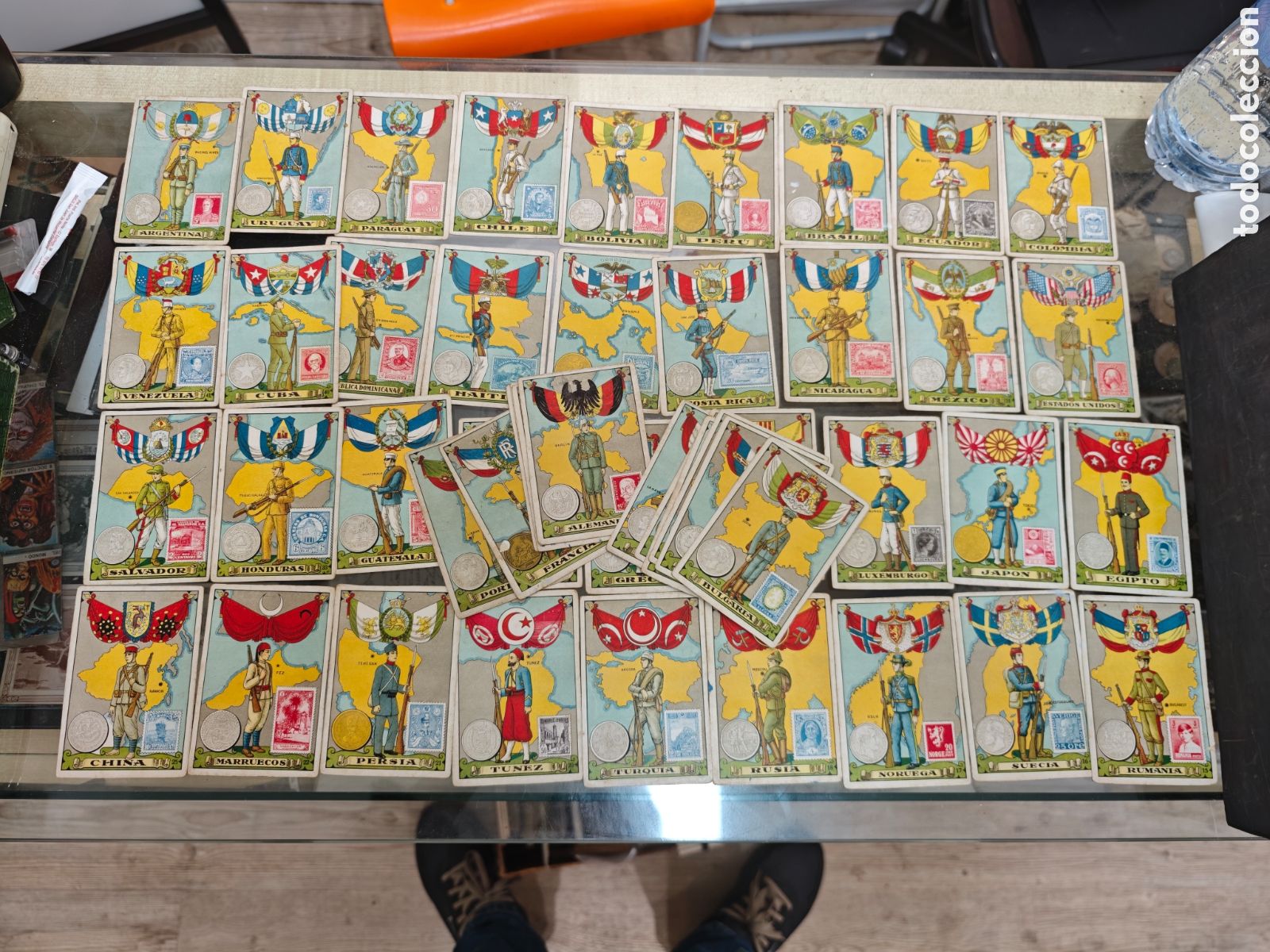 Coleccionismo &aacute;lbumes: colecci&oacute;n pa&iacute;ses del mundo 47/50 cromos antiguos c. 1920