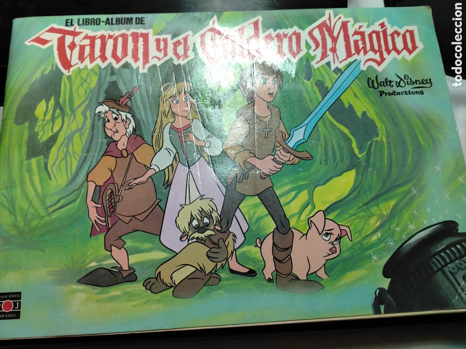 Coleccionismo &aacute;lbumes: TAR&Oacute;N Y EL CALDERO M&Aacute;GICO - LIBRO &Aacute;LBUM - WALT DISNEY / PLAZA JOVEN EDICIONES 1986.