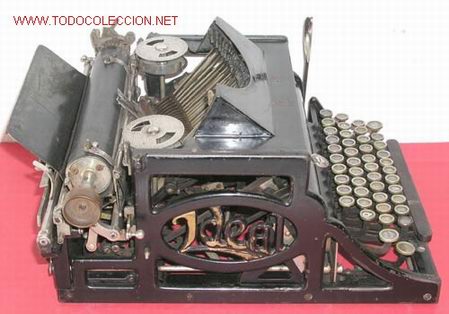 Antig&uuml;edades: MAQUINA DE ESCRIBIR IDEAL - Foto 1