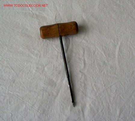 Antig&uuml;edades: BIRBIQUI .. de madera y hiero - Foto 1