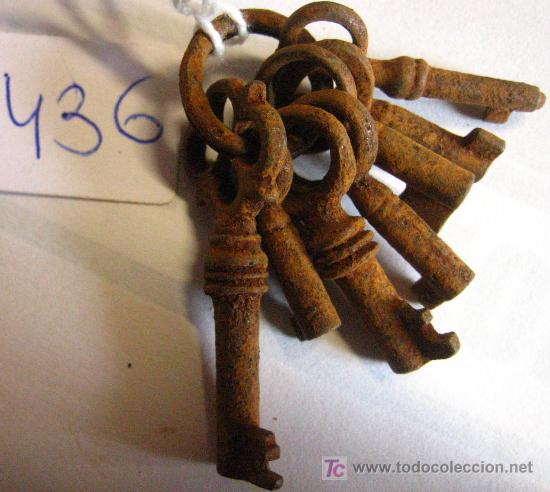 Antig&uuml;edades: Manojo de 7 llaves , la m&aacute;s grande mide 4 cms - Foto 1
