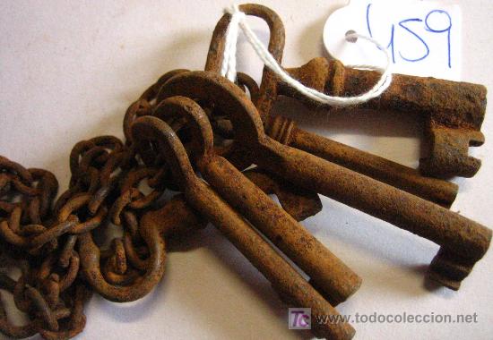 Antig&uuml;edades: Cadena con 6 llaves de 55 cms aprox. - Foto 1