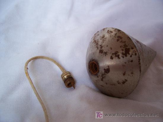 Antig&uuml;edades: plomada de hierro cromado y laton (8,5cm aprox) - Foto 2