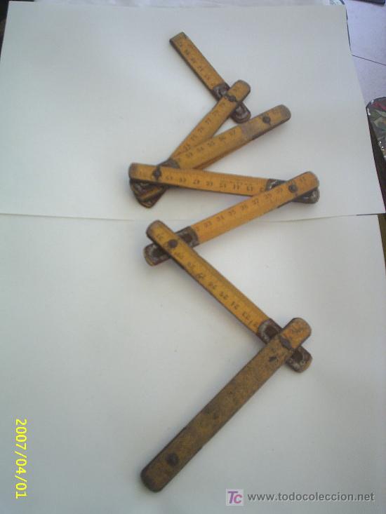 Antig&uuml;edades: Metros de carpintero de madera - Foto 1