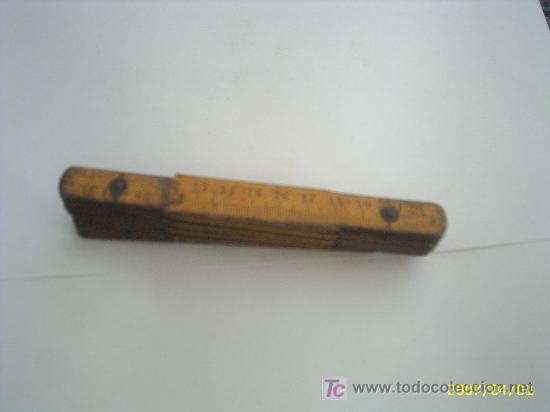 Antig&uuml;edades: Metros de carpintero de madera - Foto 2