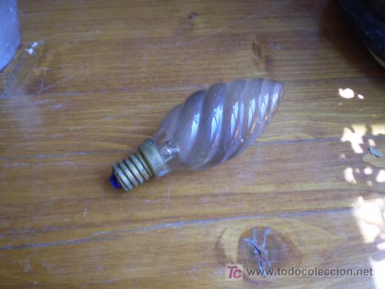 Antig&uuml;edades: ANTIGUA BOMBILLA PHILIPS DE VELA RIZADA. - Foto 1