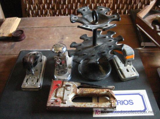 Antig&uuml;edades: Lote 5 &uacute;tiles de oficina - Foto 1