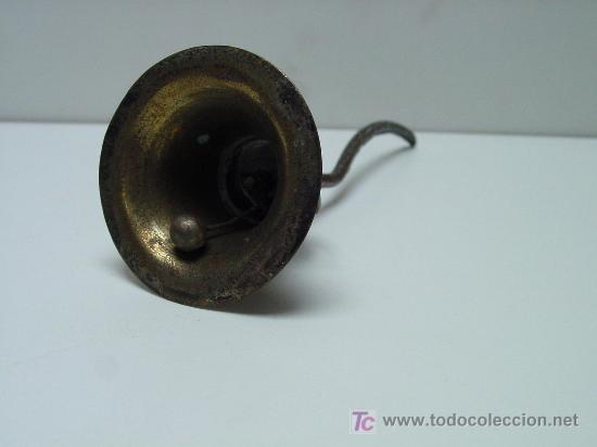 Antig&uuml;edades: CAMPANILLA DE LATON ANTIGUA - Foto 2