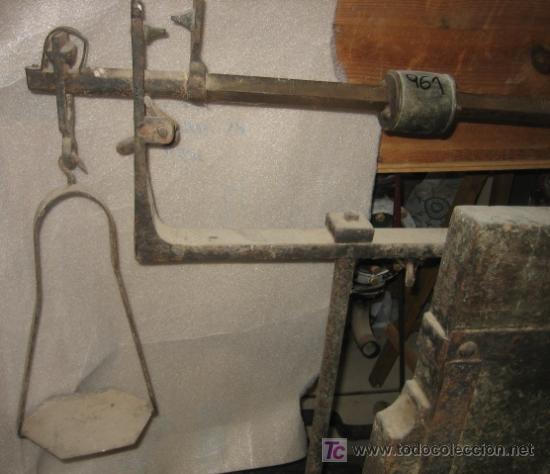 Antig&uuml;edades: Bascula grande a restaurar - Foto 2