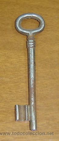 Antig&uuml;edades: LLAVE ANTIGUA DE HIERRO  medida 11 cms. - Foto 1