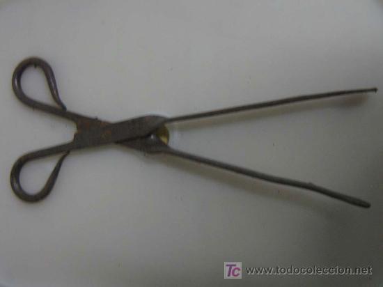 Antig&uuml;edades: TENAZAS ANTIGUAS DE FORJA - Foto 1