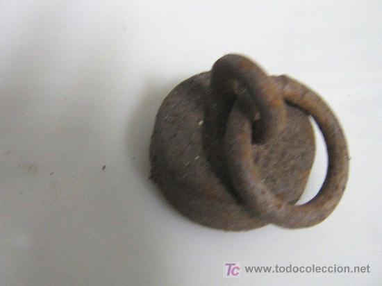 Antig&uuml;edades: PESA ANTIGUA CON ARGOLLA - Foto 1