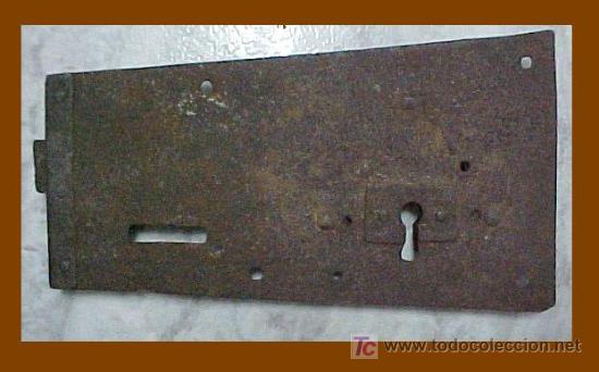 Antig&uuml;edades: cerradura mueble antiguo - Foto 2